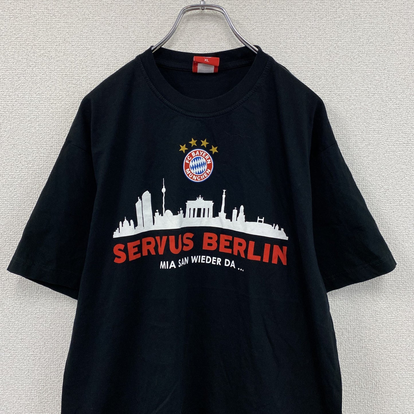 FC BAYERN MUNCHEN　バイエルンミュンヘン　半袖プリントTシャツ　サッカー　黒　ブラック　XLサイズ