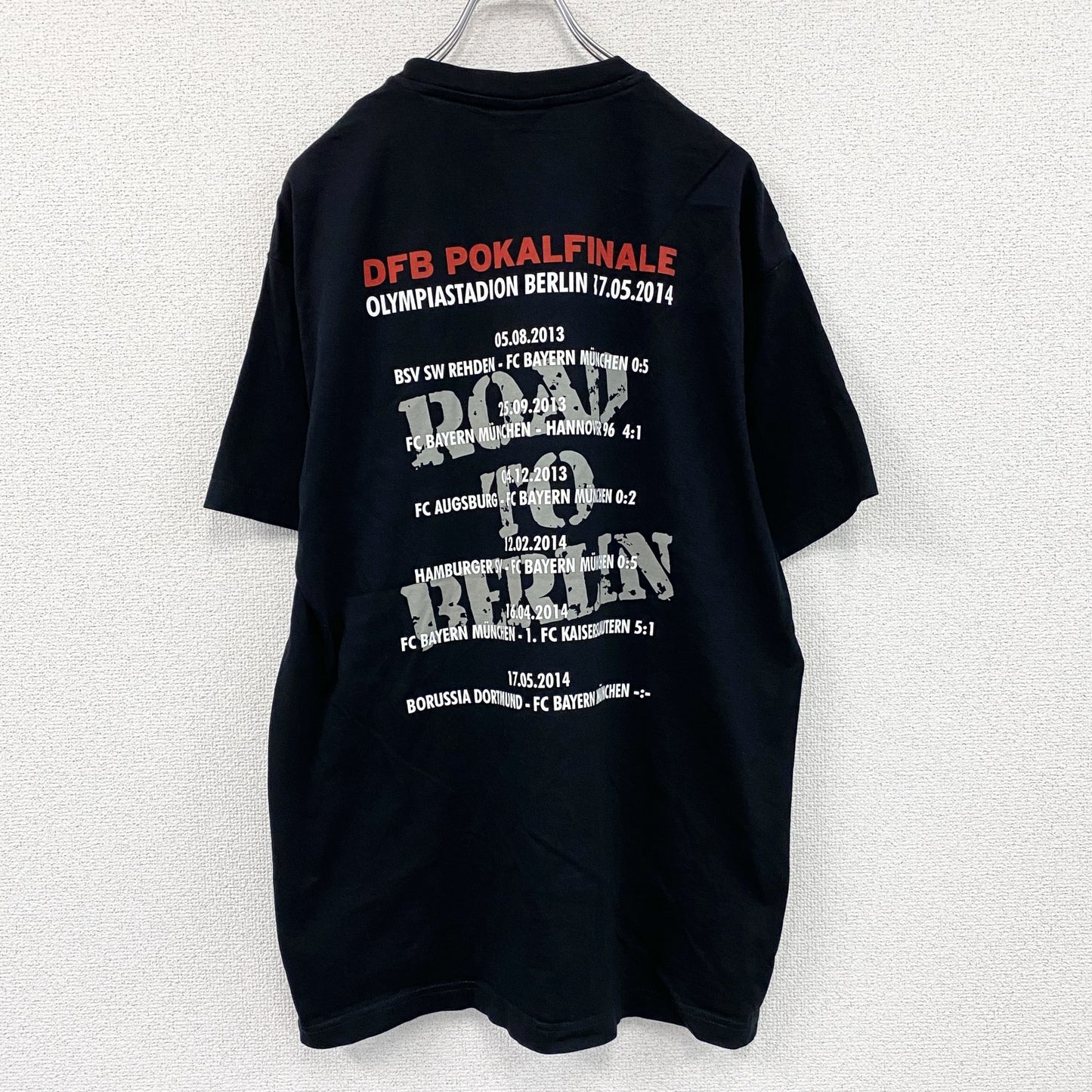 FC BAYERN MUNCHEN　バイエルンミュンヘン　半袖プリントTシャツ　サッカー　黒　ブラック　XLサイズ