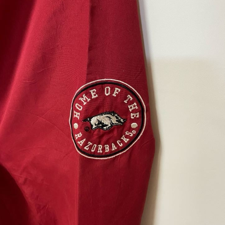 古着 used　Cadre　長袖ナイロンプルオーバー　NCAA　ARKANSAS　ワッペン　Vネック　ビックシルエット　XLサイズ