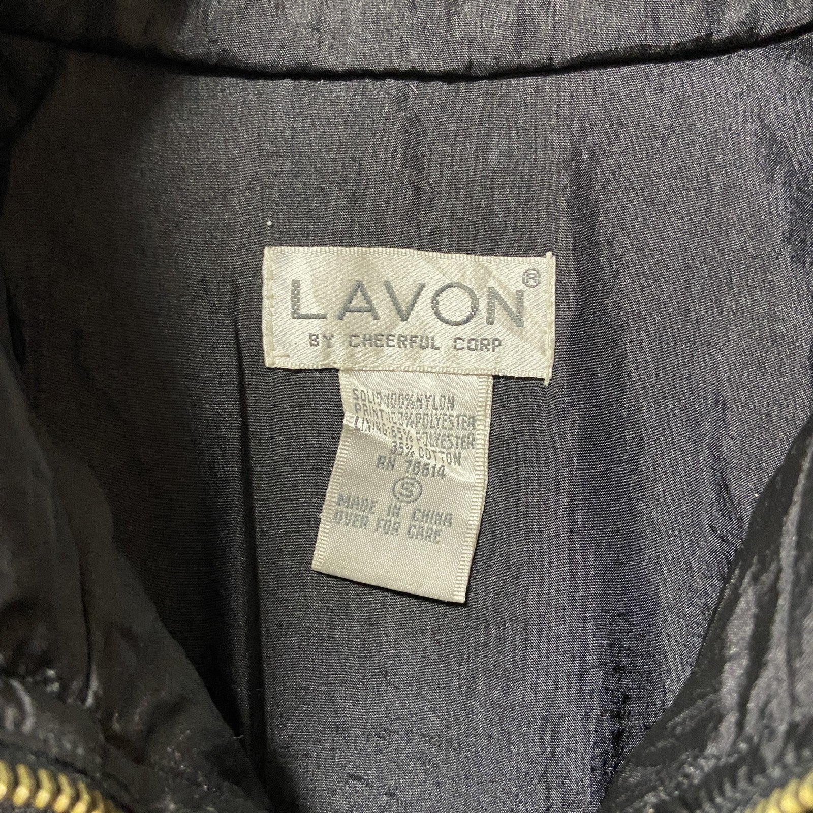 古着 used　LAVON　長袖柄ナイロンジャケット　ハイネックアウター　クレイジーパターン　肩パッド　黒　ブラック　レトロ