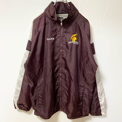 古着 used　GTM SPORTSWEAR　長袖ナイロンジャケット　ハイネック　ワンポイント刺繍　ビックシルエット　XLサイズ