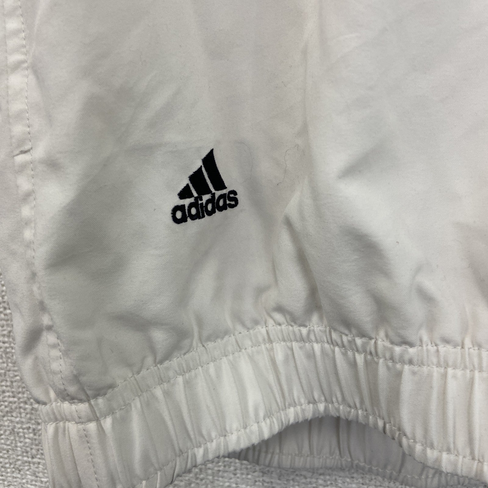 adidas　アディダス　ナイロンベスト　ルイビル　NFL　刺ロゴ　白　ホワイト　Lサイズ