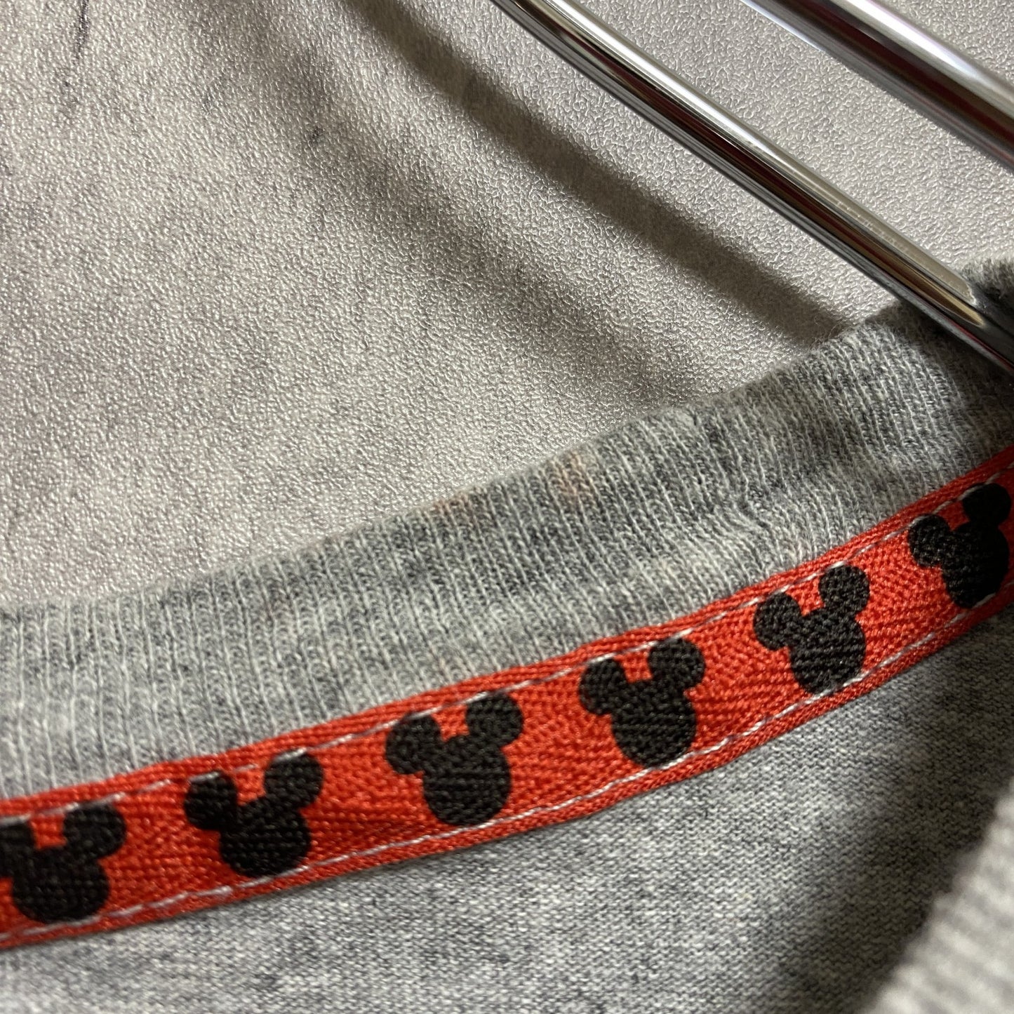 古着 used　Disney　ディズニー　半袖プリントTシャツ　グレー　Mickey　ミッキー　クルーネック　オーバーサイズ