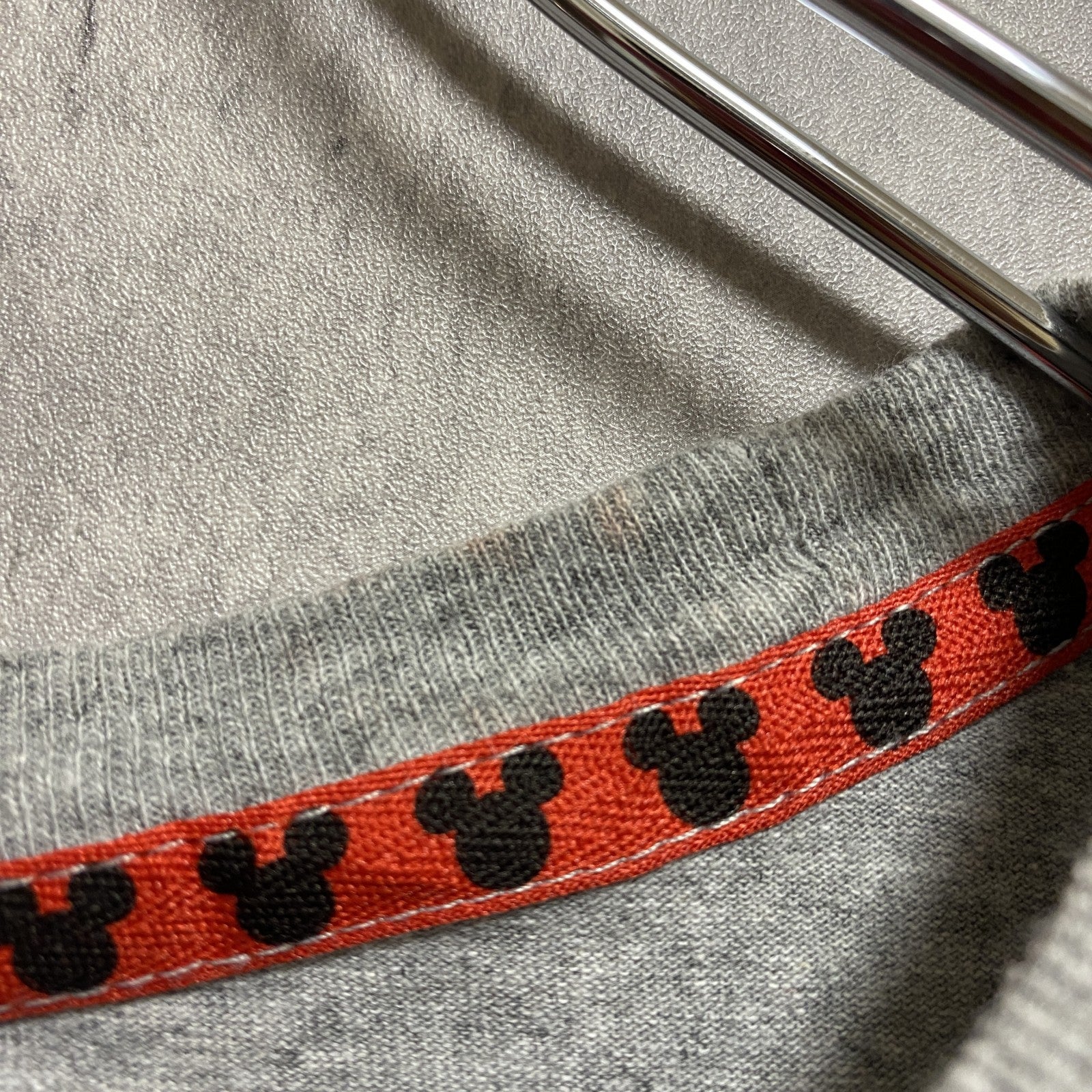 古着 used　Disney　ディズニー　半袖プリントTシャツ　グレー　Mickey　ミッキー　クルーネック　オーバーサイズ