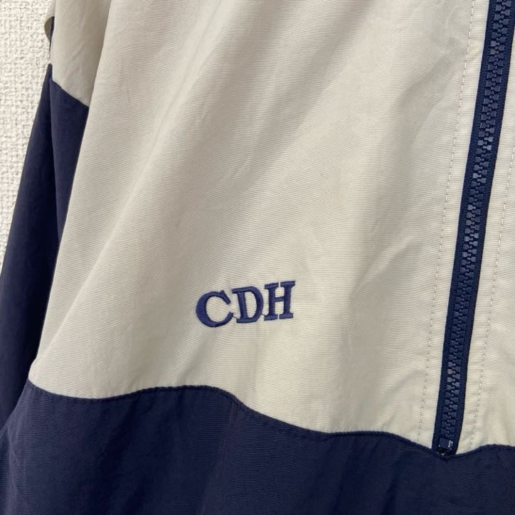 古着 used　GAME SPORT SWEAR　長袖ハーフジップナイロンプルオーバー　バイカラー　刺　ネイビー　白　XSサイズ