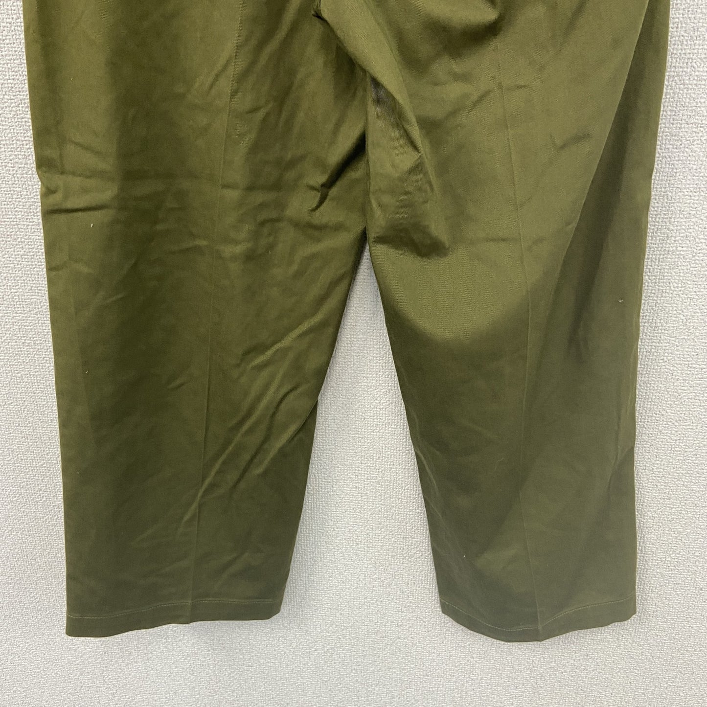 Levi’s　リーバイス　チノパンツ　カーキ　W30　Lサイズ
