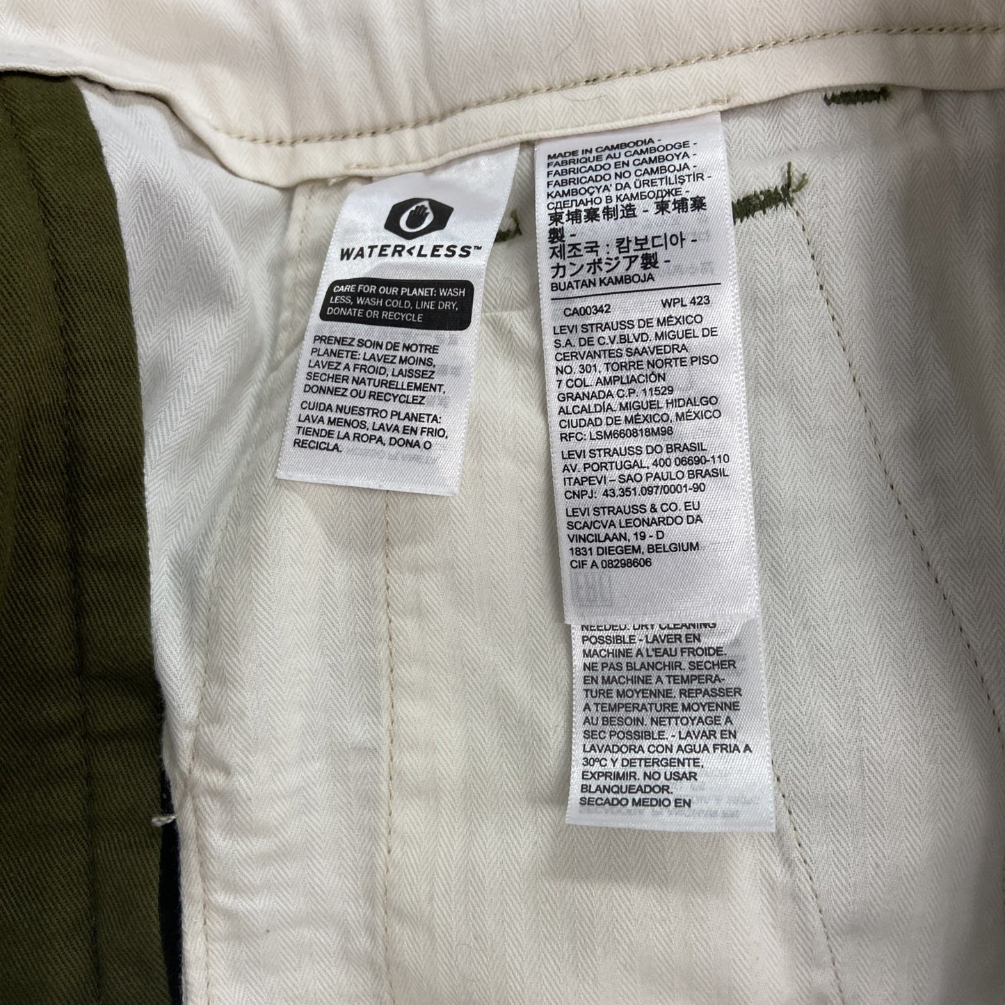 Levi’s　リーバイス　チノパンツ　カーキ　W30　Lサイズ