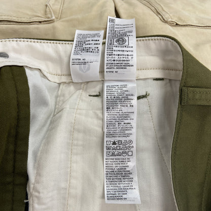 Levi’s　リーバイス　チノパンツ　カーキ　W30　Lサイズ