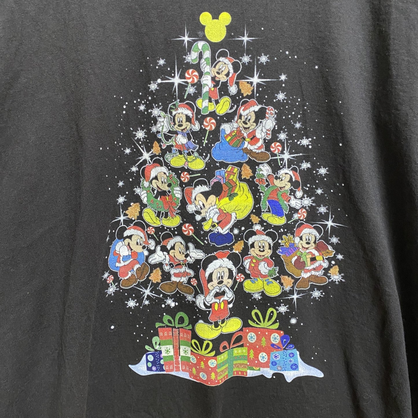 古着 used　Disney　ディズニー　半袖プリントＴシャツ　黒　ブラック　ミッキー　キャラクター　クリスマス　オーバーサイズ