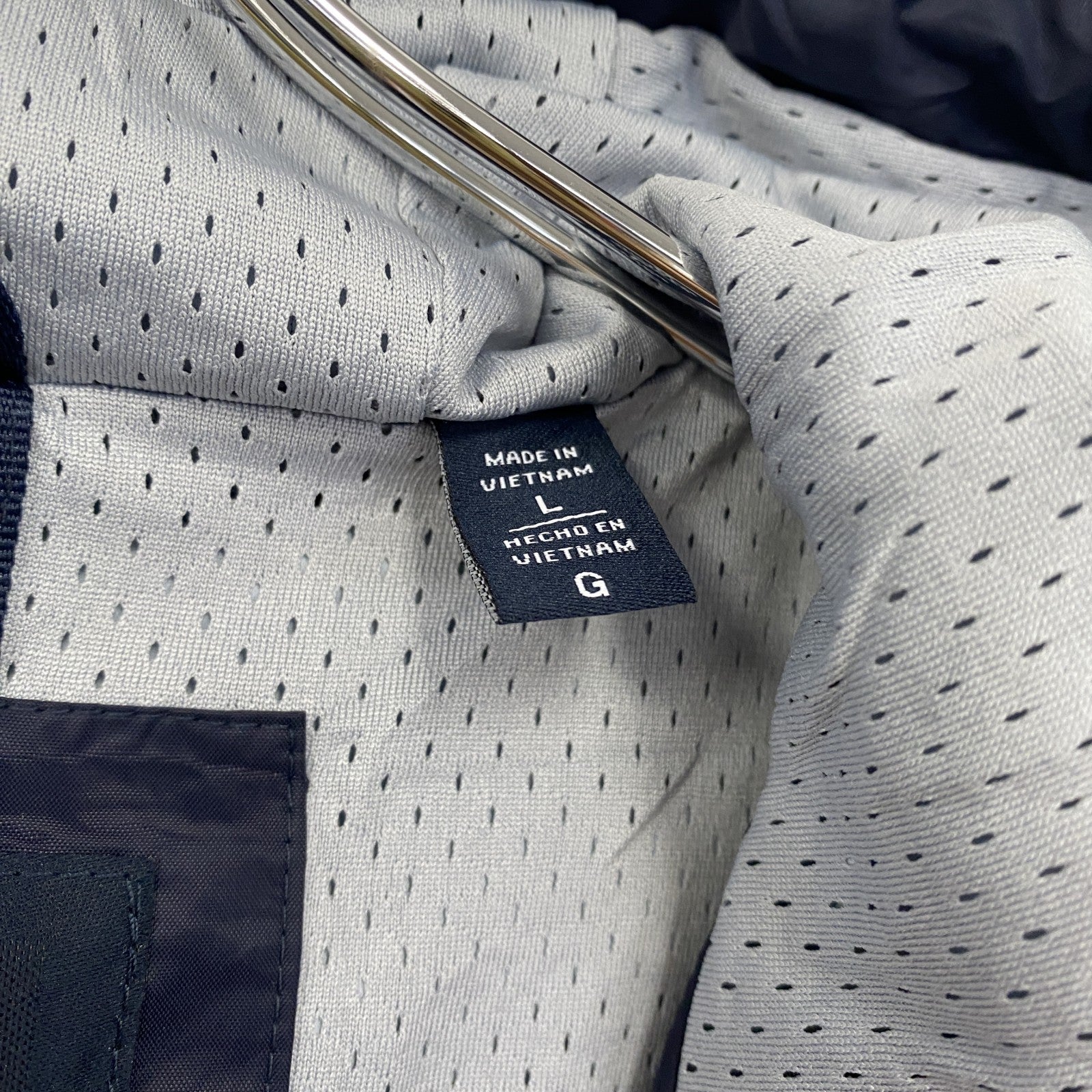 TOMMY HILFIGER　トミーヒルフィガー　フルジップナイロンジャケット　紺　ネイビー　Lサイズ