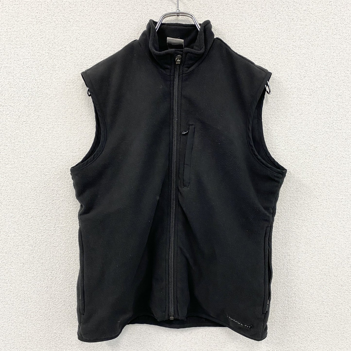 NIKE　ナイキ　THERMA-FIT　フルジップベスト　黒　ブラック　Mサイズ