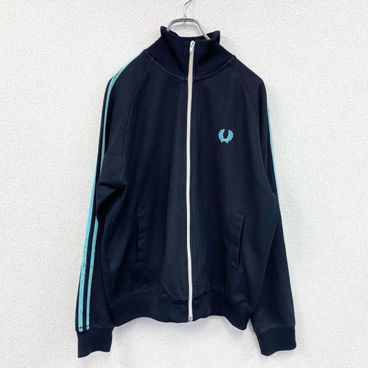 FRED PERRY　フレッドペリー　トラックジャケット/ジャージ　刺繍ロゴ　黒　ブラック　Mサイズ