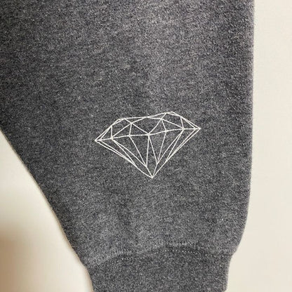 Diamond　ダイヤモンド　スウェット/トレーナー　デカロゴ　ビッグデザイン　クルーネック　ダークグレー