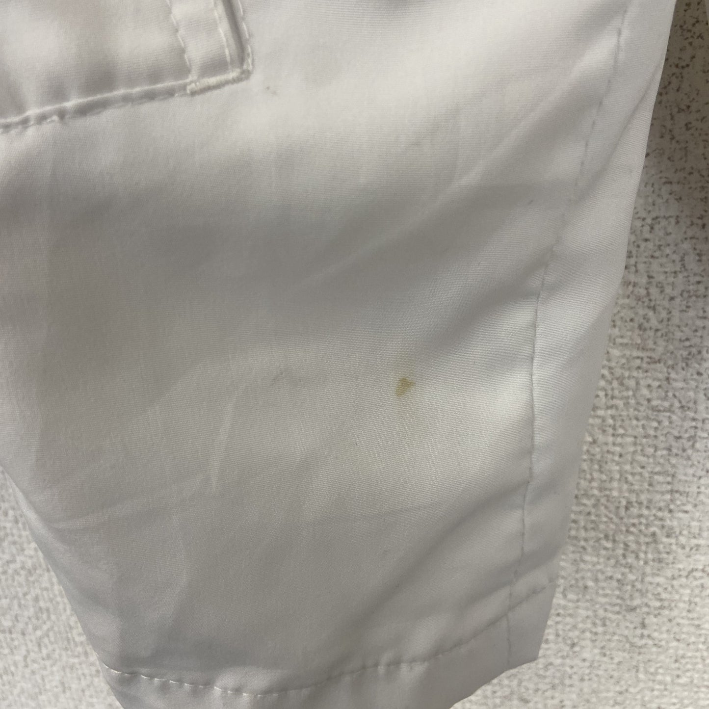 古着 used　NEWYORK CLASSIC　 ニューヨーク クラシック　長袖ハイネックブルゾン　無地　フーディー　白　Sサイズ