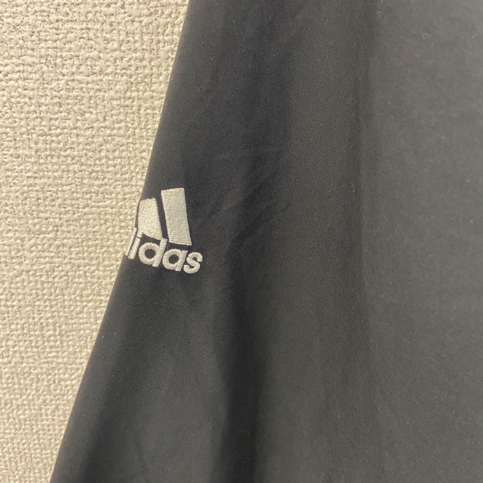 adidas　アディダス　プルオーバージャケット　ハーフジップ　黒　ブラック　Lサイズ