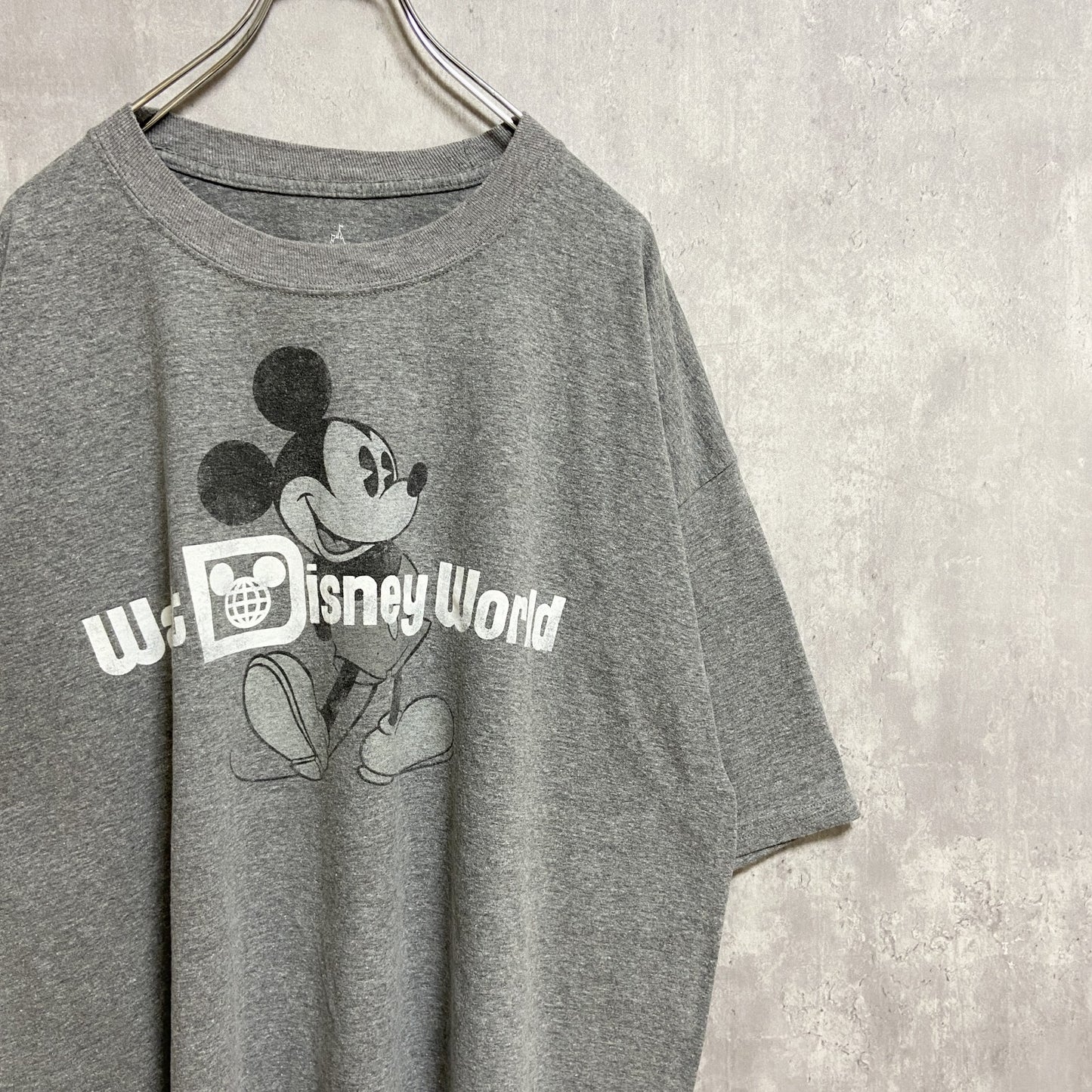 古着 used　Disney　ディズニー　Mickey mouse　ミッキーマウス　半袖プリントTシャツ　グレー　オーバーサイズ