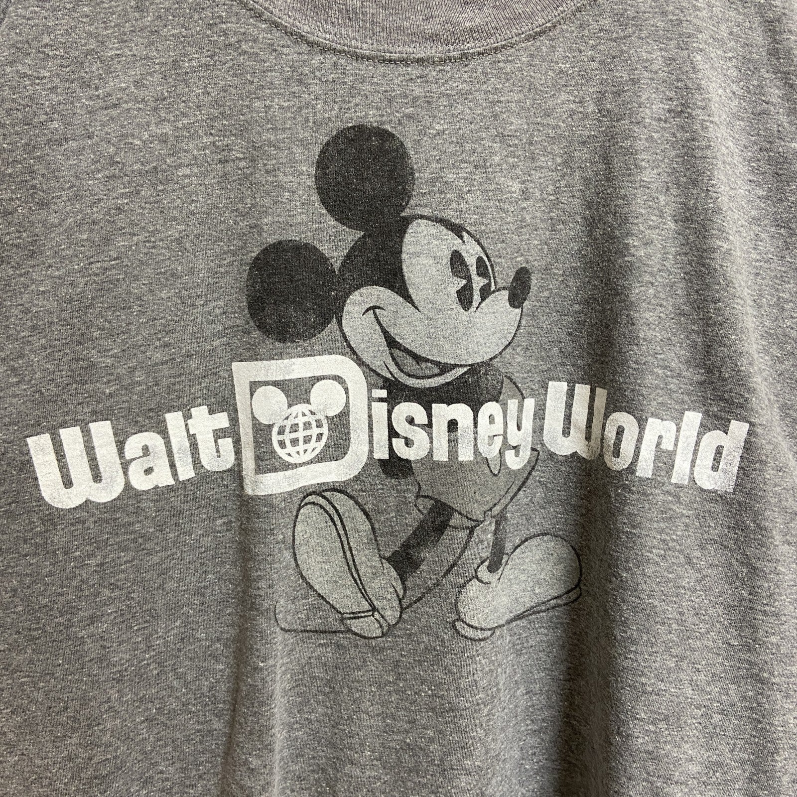 古着 used　Disney　ディズニー　Mickey mouse　ミッキーマウス　半袖プリントTシャツ　グレー　オーバーサイズ