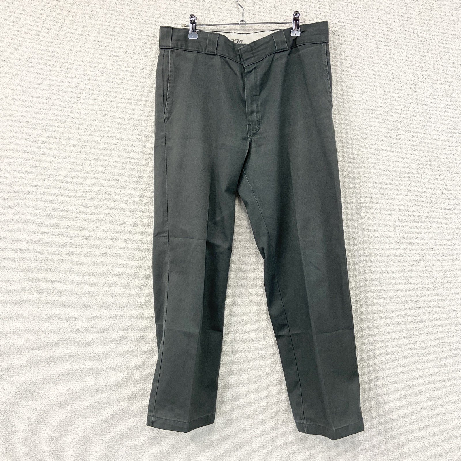 Dickies　ディッキーズ　ワークパンツ/チノパンツ　ジップフライ　ワンポイント　灰色　ダークグレー
