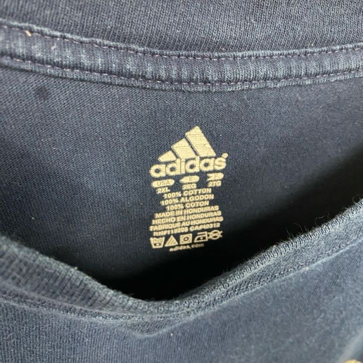 adidas　アディダス　半袖プリントTシャツ　カレッジ　紺　ネイビー　2XLサイズ