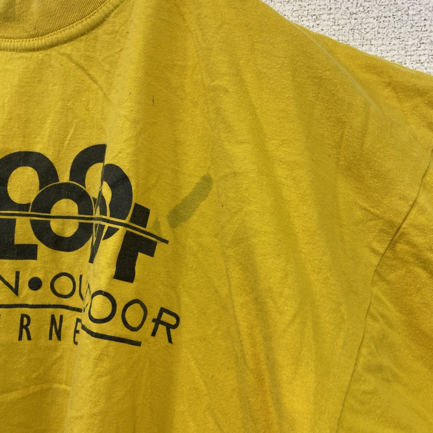 半袖プリントTシャツ　両面プリント　黄色　イエロー