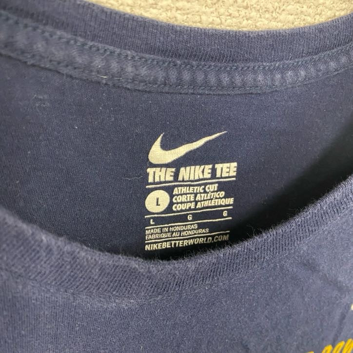 NIKE　ナイキ　半袖プリントTシャツ　紺　ネイビー　Lサイズ