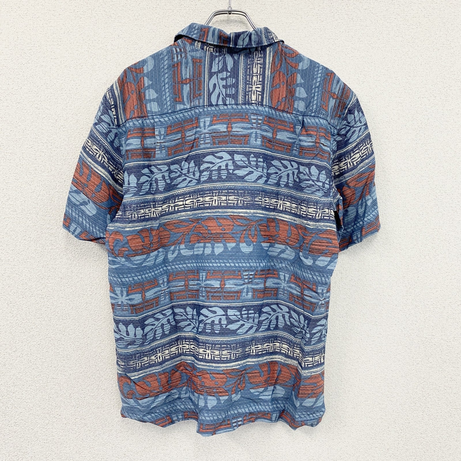 Quiksilver　クイックシルバー　COMFORT FIT　半袖アロハシャツ　総柄　マルチカラー　Mサイズ