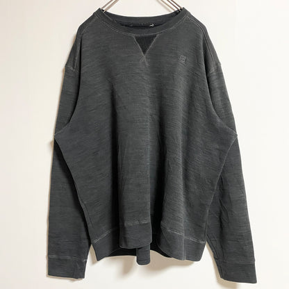 スウェット/トレーナー　刺繍ロゴ　ワンポイント　前V　ビッグシルエット　クルーネック　灰色　ダークグレー
