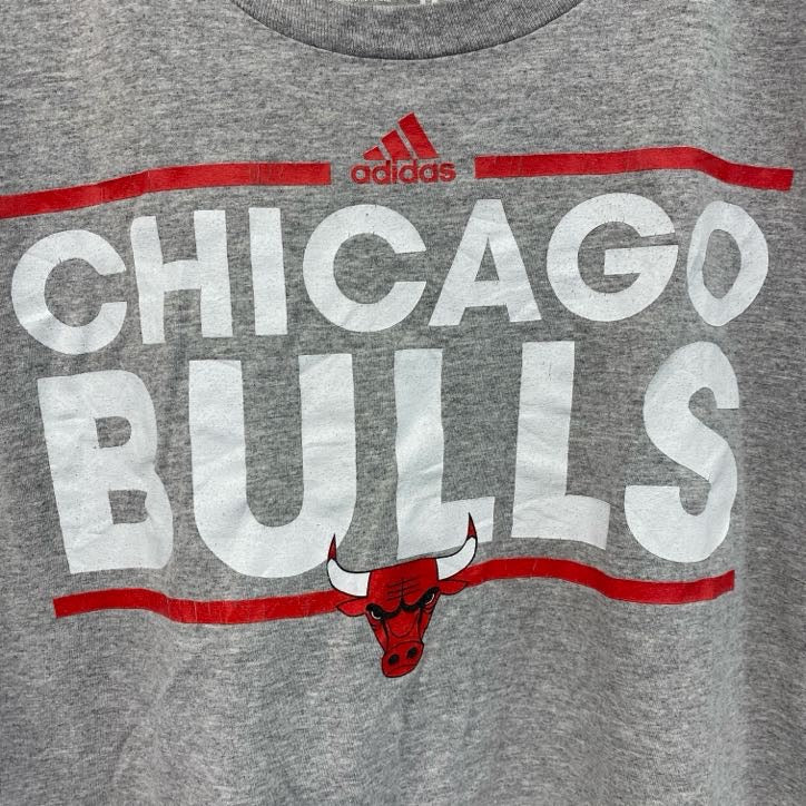 adidas　アディダス　半袖プリントTシャツ　灰色　グレー　Lサイズ