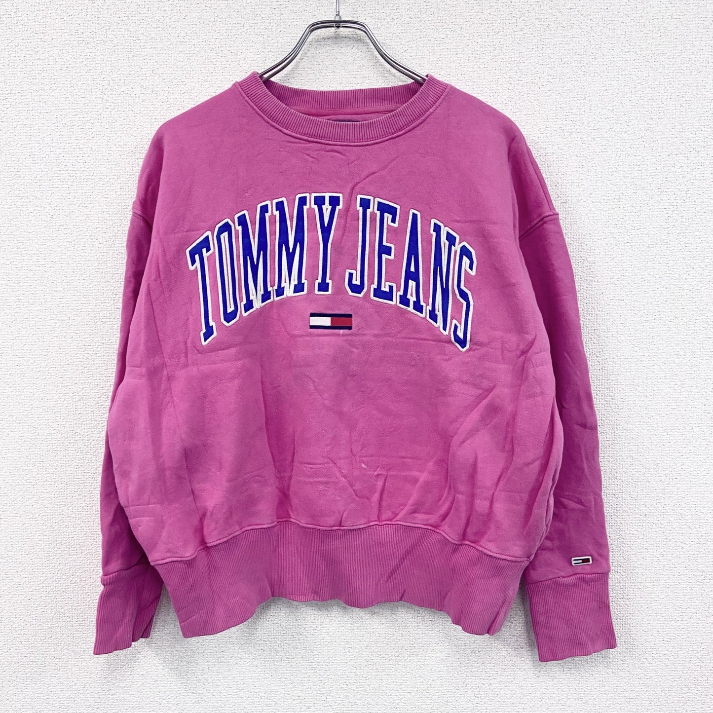 TOMMY JEANS　トミージーンズ　スウェット/トレーナー　ピンク　Mサイズ