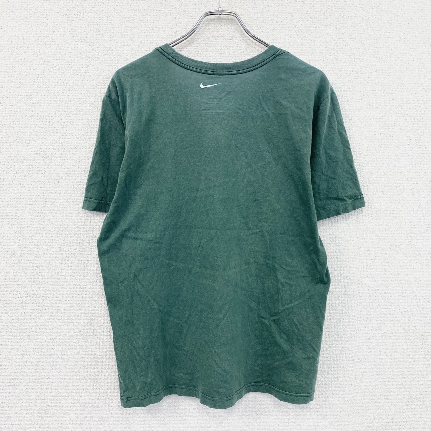 NIKE　ナイキ　半袖Tシャツ　スウッシュ　緑　グリーン　Mサイズ