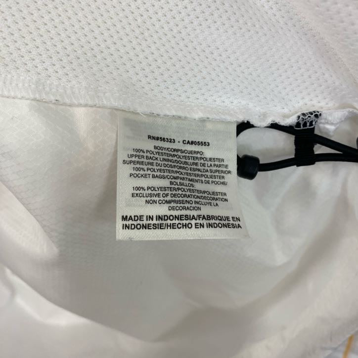 NIKE　ナイキ　プルオーバージャケット　ハーフジップ　白　ホワイト　Mサイズ