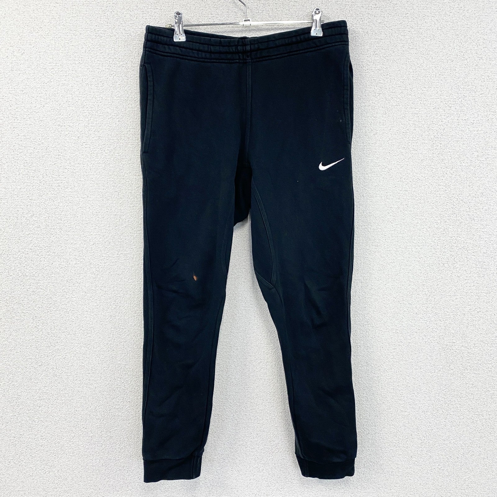 NIKE　ナイキ　スウェットパンツ　ジョガーパンツ　スウッシュ　黒　ブラック　Mサイズ