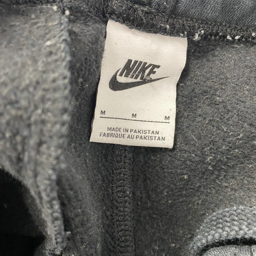NIKE　ナイキ　スウェットパンツ　ジョガーパンツ　スウッシュ　黒　ブラック　Mサイズ
