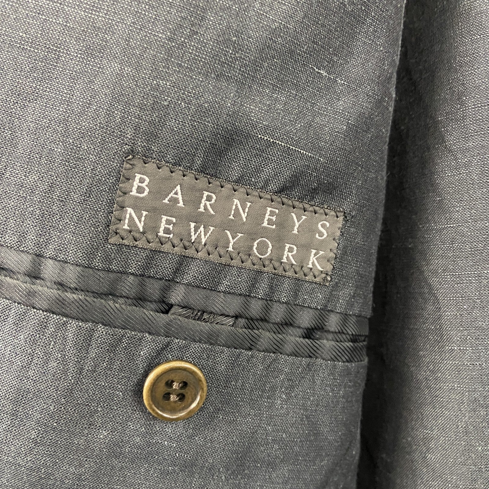 BARNEYS NEW YORK　バーニーズニューヨーク　テーラードジャケット　フラップポケット　ダークグレー