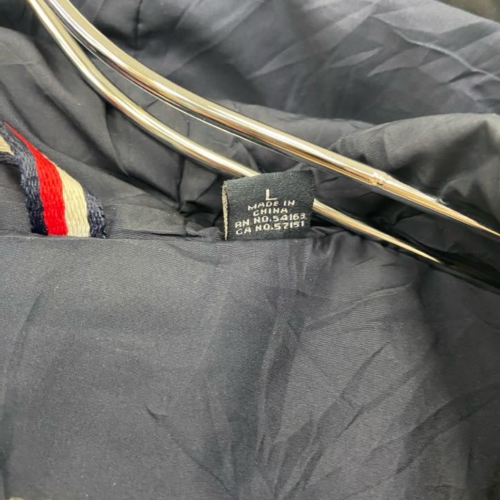 TOMMY HILFIGER　トミーヒルフィガー　フルジップ中綿ジャケット　黒　ブラック　Lサイズ