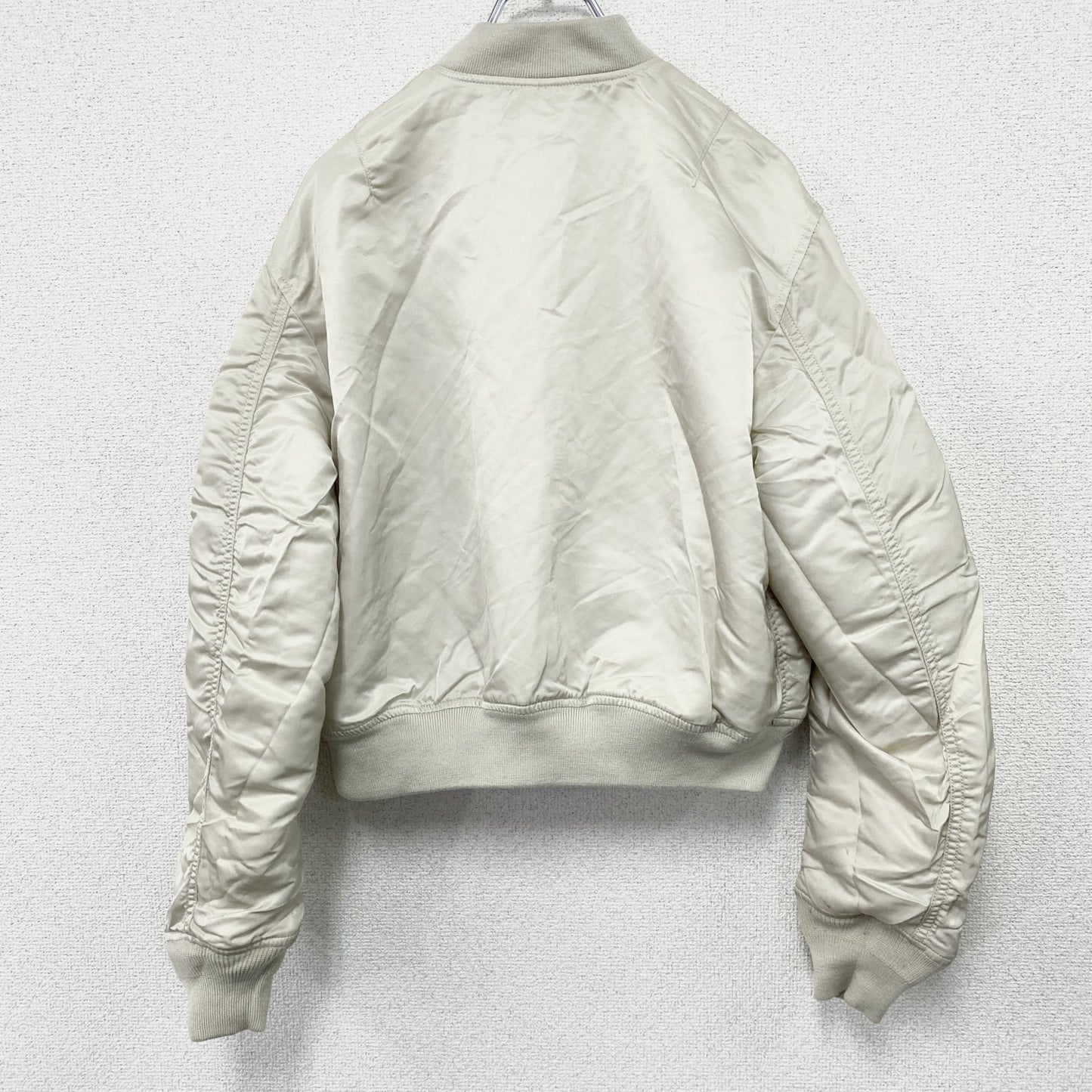 ALPHA INDUSTRIES　アルファ　MA-1　フライトジャケット　リバーシブル　白　ホワイト　Mサイズ