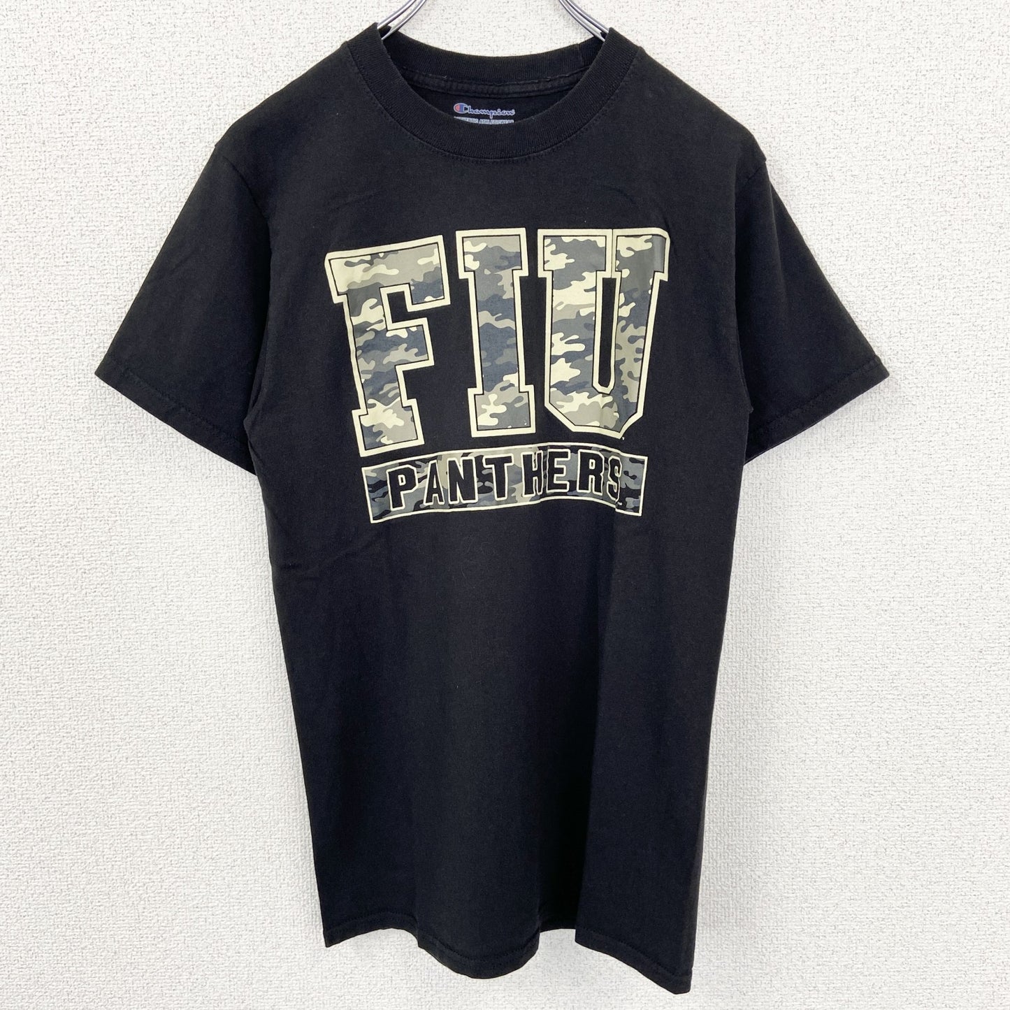 古着 used　Champion　チャンピオン　半袖プリントTシャツ　FIU　PANTHERS　黒　迷彩柄　Sサイズ
