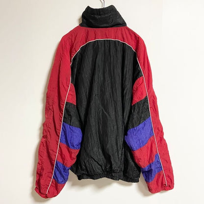 古着 used　MacGregor　長袖ジップアップナイロンジャケット　ハイネック　切り替え　黒　赤　バイカラー　秋冬服　Lサイズ