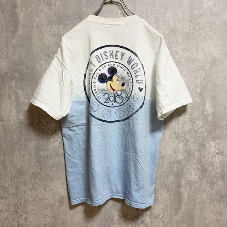 古着 used　Disney ディズニー　Mickey ミッキー　半袖プリントＴシャツ　バックプリント　白　キャラクター