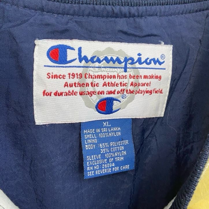 90s～　champion　チャンピオン　ナイロンプルオーバージャケット　刺繍ロゴ　ヴィンテージ　黄色　イエロー　XLサイズ