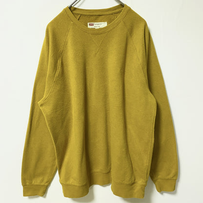 古着 used　LEVI’S　リーバイス　長袖ワンポイントロゴ刺繡スウェット　トレーナー　ラグラン袖　マスタード　黄色　Lサイズ