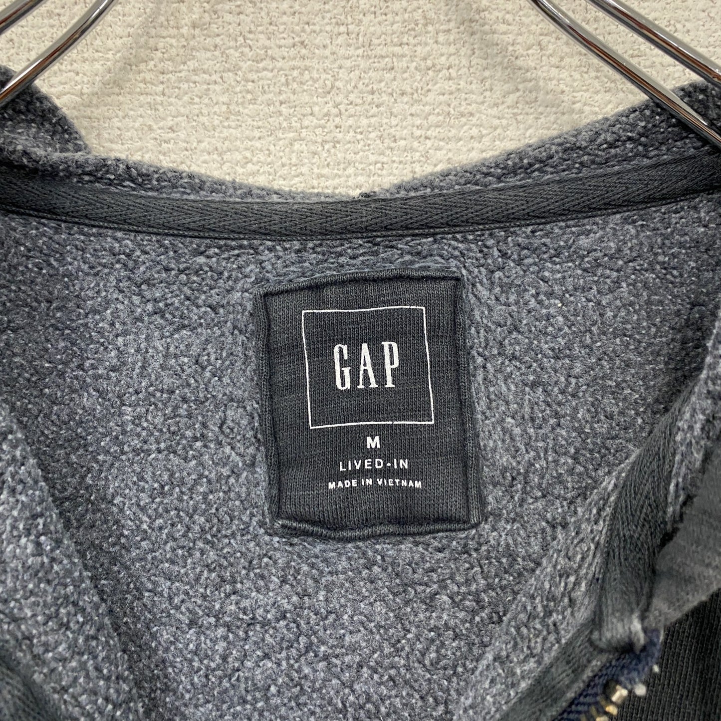 GAP　ギャップ　フルジップパーカー/フーディー　フェード　黒　ブラック　Mサイズ