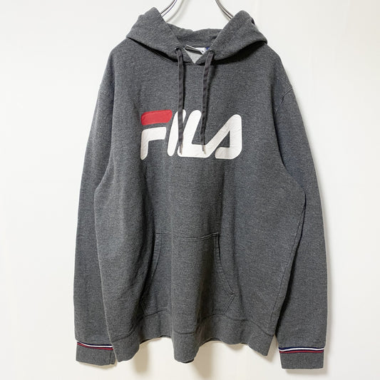 FILA　フィラ　スウェットパーカー/フーディー　デカロゴ　トリコロール　灰色　ダークグレー　XLサイズ