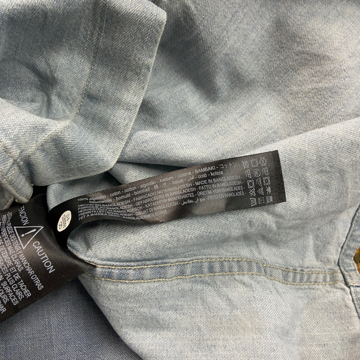 ZARA　ザラ　RELAXED FIT　長袖デニムシャツジャケット　フェード　2つポケット　ペイントデザイン　インディゴ　Lサイズ