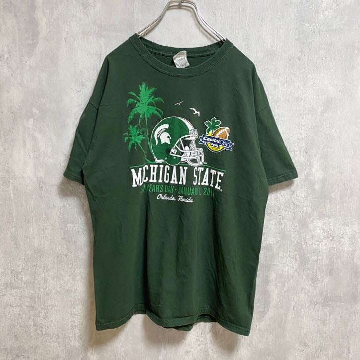 古着 used　GILDAN　MICHIGAN STATE　半袖プリントTシャツ　バックプリント　アメフト　緑　Lサイズ
