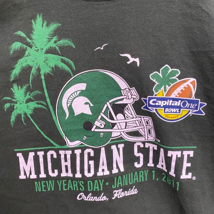 古着 used　GILDAN　MICHIGAN STATE　半袖プリントTシャツ　バックプリント　アメフト　緑　Lサイズ