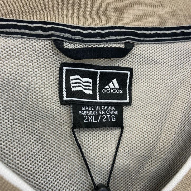 adidas　アディダス　プルオーバージャケット　タグ付き　ベージュ　2XLサイズ