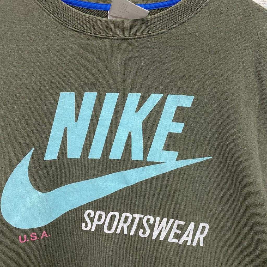 NIKE　ナイキ　スウェット/トレーナー　カーキ　Lサイズ