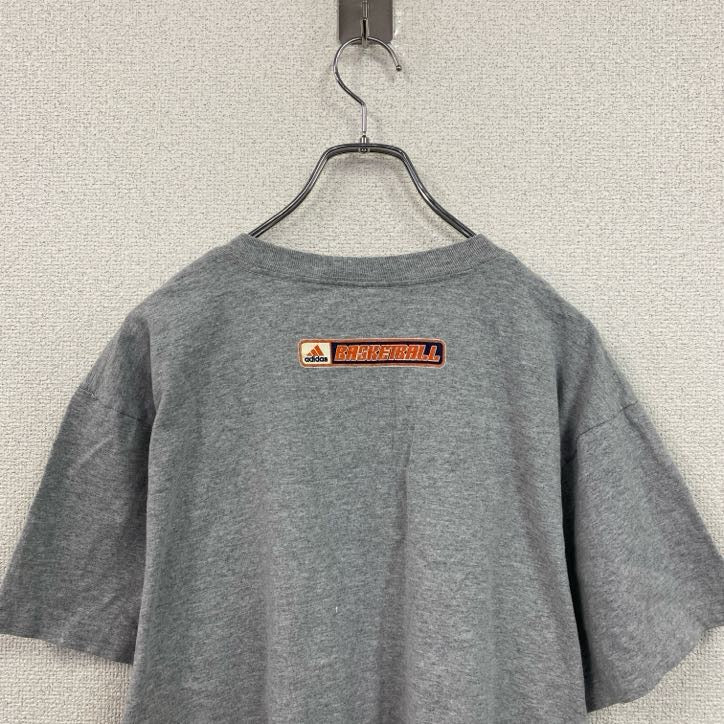 adidas　アディダス　半袖プリントTシャツ　灰色　グレー　Mサイズ