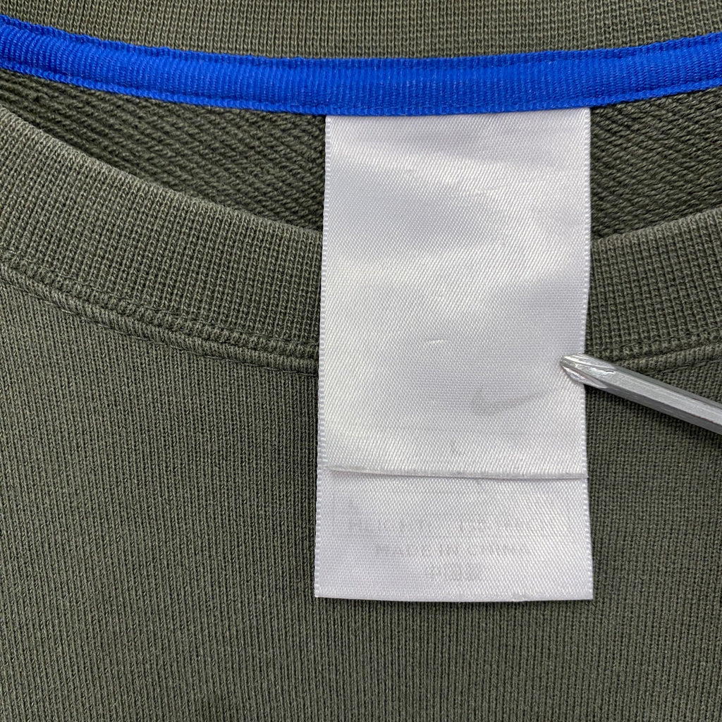 NIKE　ナイキ　スウェット/トレーナー　カーキ　Lサイズ